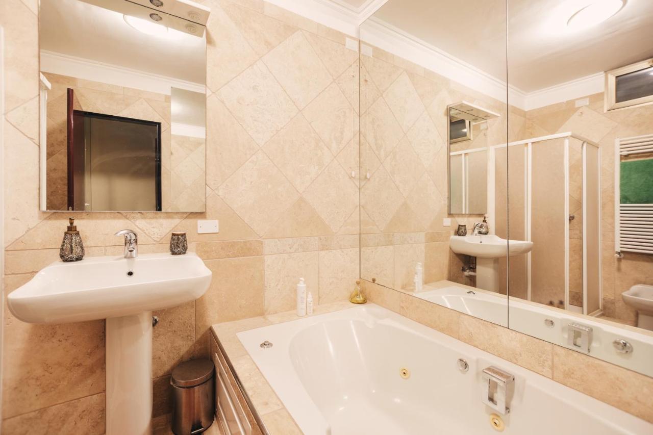Apartamento I Giardini Del Sole Con Piscina By Wonderful Italy San Remo Exterior foto